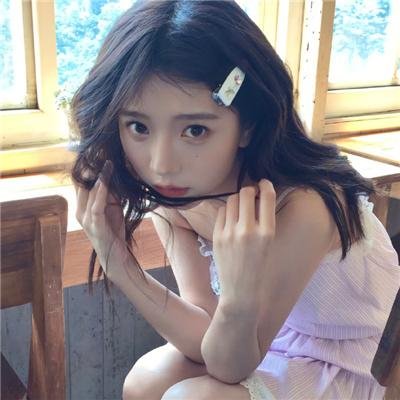 坐在门口的幽灵